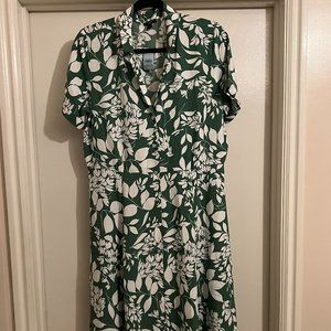 Ann Taylor Factory Leafy Print Midi Flare Shirtdress 12P NWT